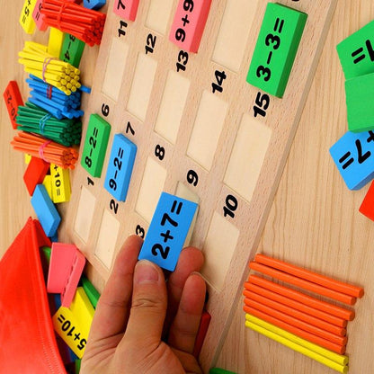 Dominó matemática com 220 peças + caixa