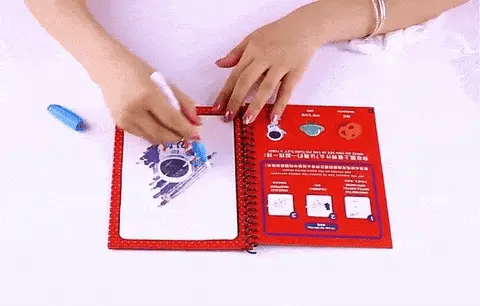 O Livro Mágico de Desenho - Pintura com água